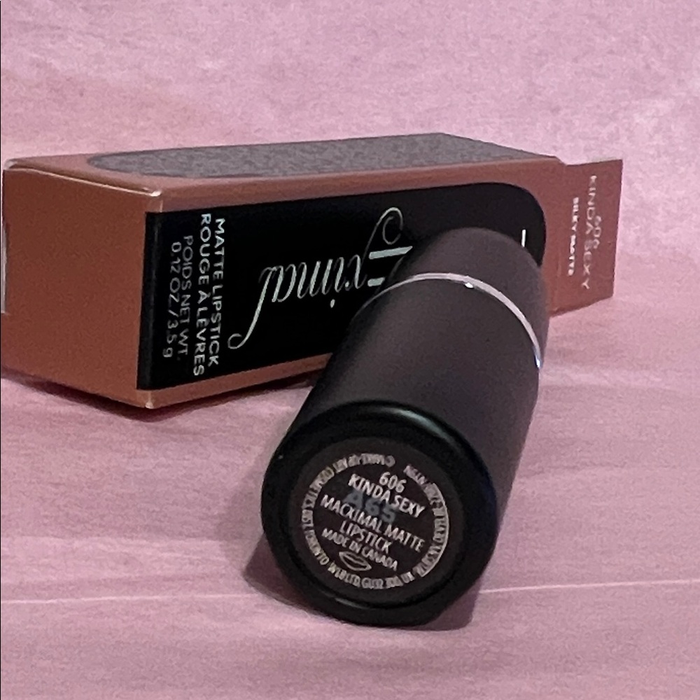 MAC Cosmetics Kinda Sexy Lipstick - Silky Matte - NIB - Picture 5 of 6